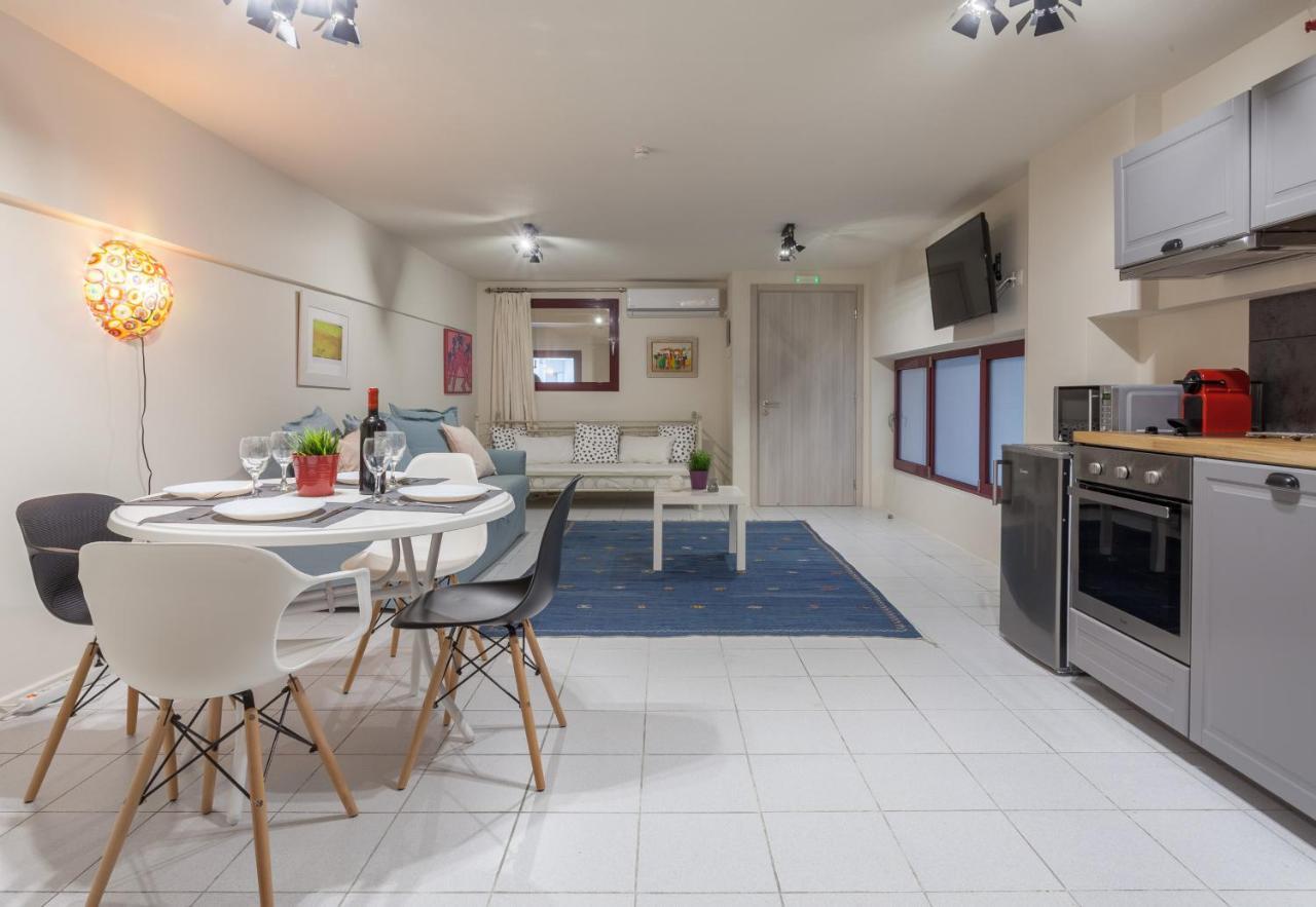 Apartamento A Gift In The Heart Of Monastiraki A Atenas Exterior foto