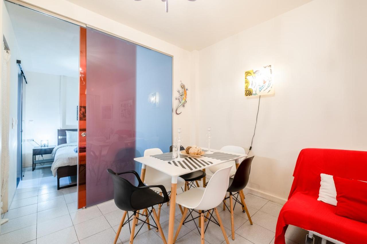 Apartamento A Gift In The Heart Of Monastiraki A Atenas Exterior foto