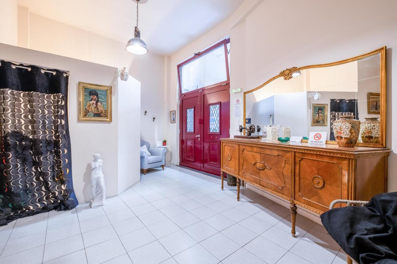 Apartamento A Gift In The Heart Of Monastiraki A Atenas Exterior foto